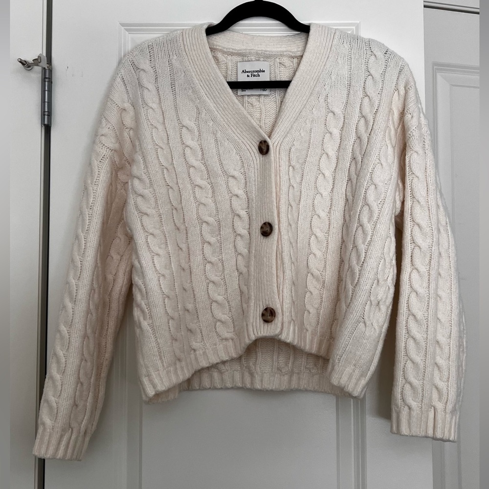 Abercrombie & Fitch Cream Cable Knit Cardigan
